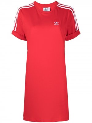 Платье-футболка с логотипом adidas. Цвет: красный