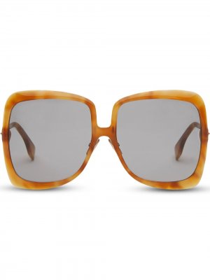 Солнцезащитные очки Promeneye в массивной оправе Fendi. Цвет: f1bmx-hav.milk hon+dk grey