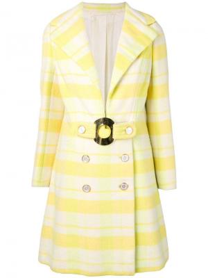 Двубортное пальто в клетку стиле 1960-х A.N.G.E.L.O. Vintage Cult. Цвет: желтый