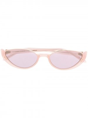 Солнцезащитные очки в оправе кошачий глаз Linda Farrow. Цвет: розовый