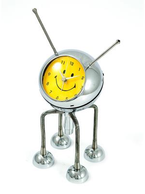 Часы Робот с функцией будильник Русские подарки. Цвет: серебристый, желтый