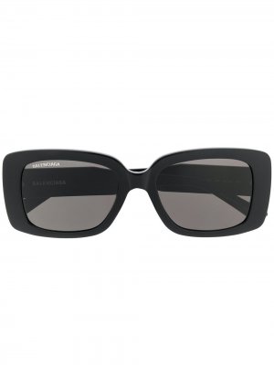 Солнцезащитные очки в квадратной оправе Balenciaga Eyewear. Цвет: черный