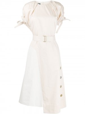 Платье асимметричного кроя с поясом Eudon Choi. Цвет: белый