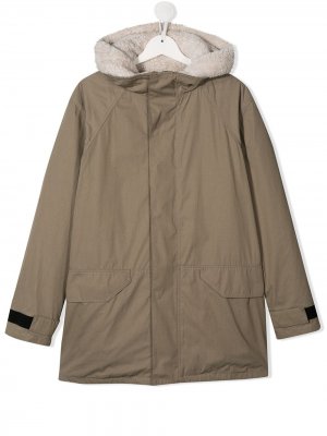 Пальто с капюшоном и подкладкой Yves Salomon Enfant. Цвет: нейтральные цвета