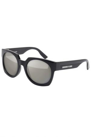 Солнцезащитные очки McQ Alexander McQueen. Цвет: 002