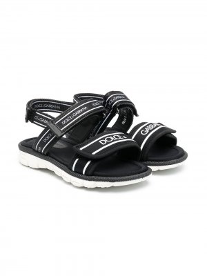 Массивные сандалии с логотипом Dolce & Gabbana Kids. Цвет: черный