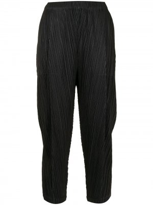 Укороченные плиссированные брюки Pleats Please Issey Miyake. Цвет: черный