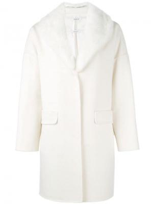 Пальто с отделкой из меха норки P.A.R.O.S.H.. Цвет: белый