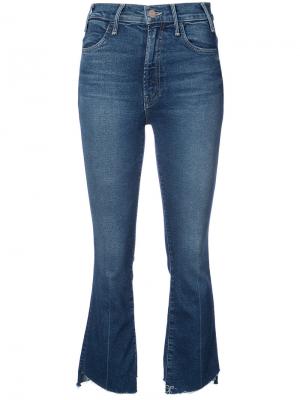 Укороченные расклешенные джинсы Mother. Цвет: синий