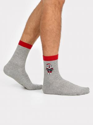 Высокие мужские носки с махровой стопой в оттенке серый меланж новогодним рисунком Mark Formelle. Цвет: серый меланж