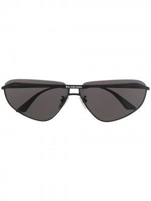 Солнцезащитные очки в пятиугольной оправе Balenciaga Eyewear. Цвет: черный