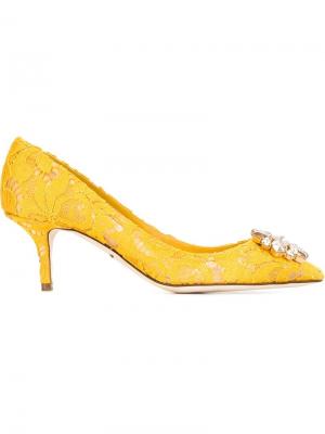 Кружевные туфли-лодочки Bellucci Dolce & Gabbana. Цвет: желтый