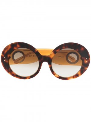 Солнцезащитные очки в массивной оправе Linda Farrow. Цвет: коричневый