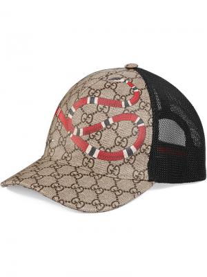 Бейсбольная кепка GG Supreme с принтом змеи Gucci. Цвет: нейтральные цвета