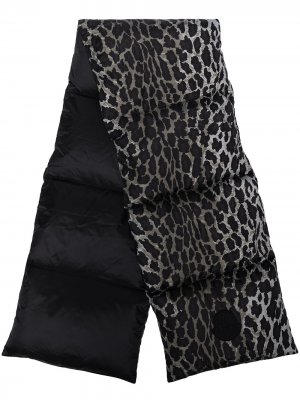 Дутый шарф с леопардовым принтом Moncler. Цвет: серый