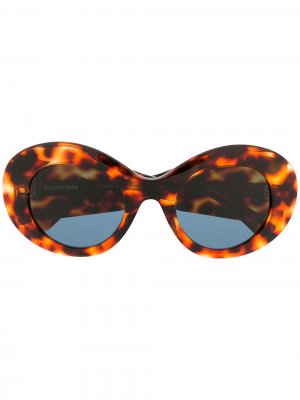 Солнцезащитные очки в круглой оправе Balenciaga Eyewear. Цвет: коричневый